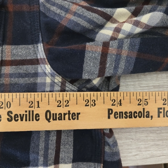 Carhartt Shacket Mens Heavyweight Loose Fit Navy Plaid Cotton Shirt size Large - Picture 5 of 6